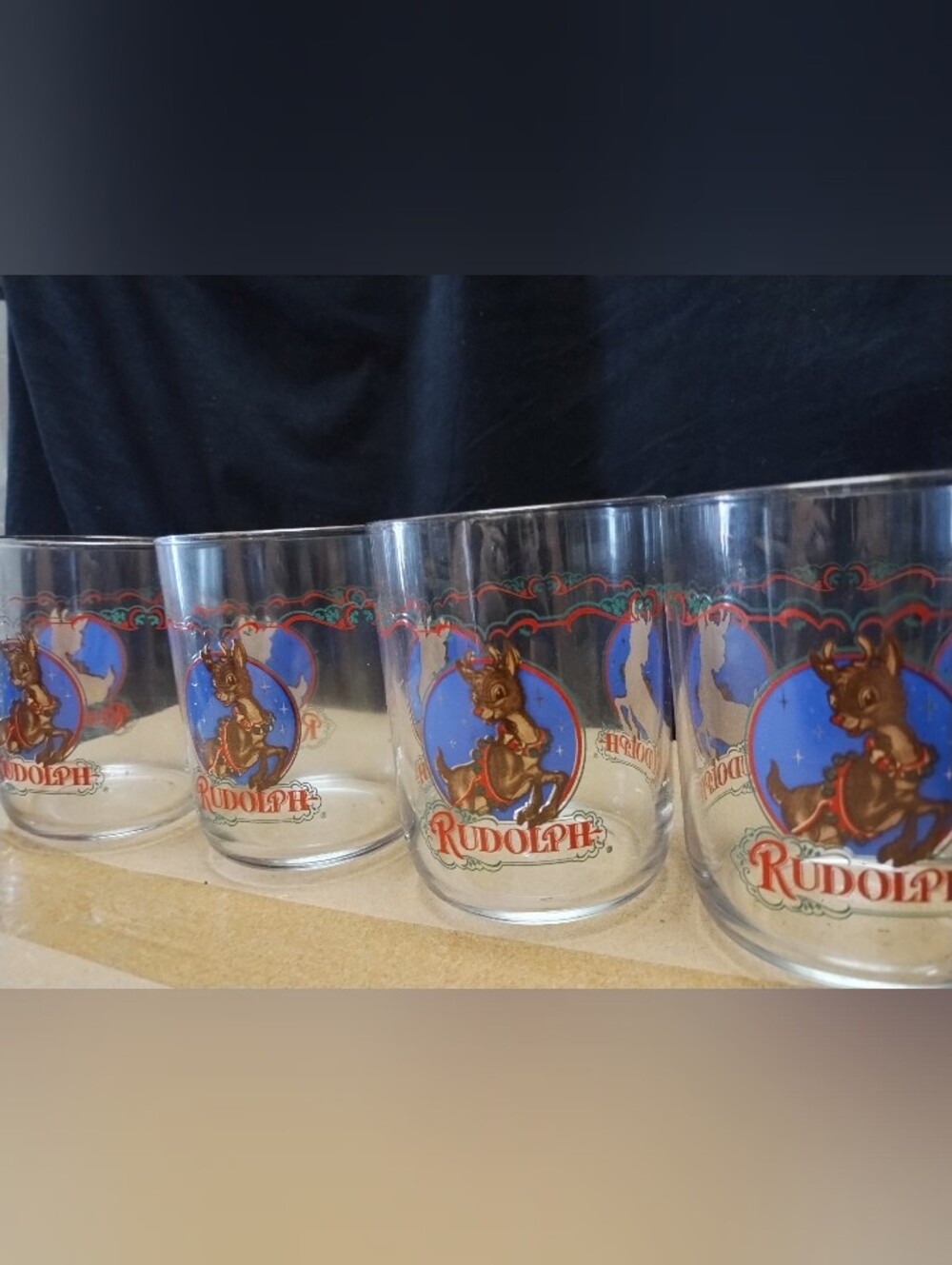 Libby Set Of 4 Vintage 90s Christmas Rudolph Glasses Holiday Fun Nostalgic